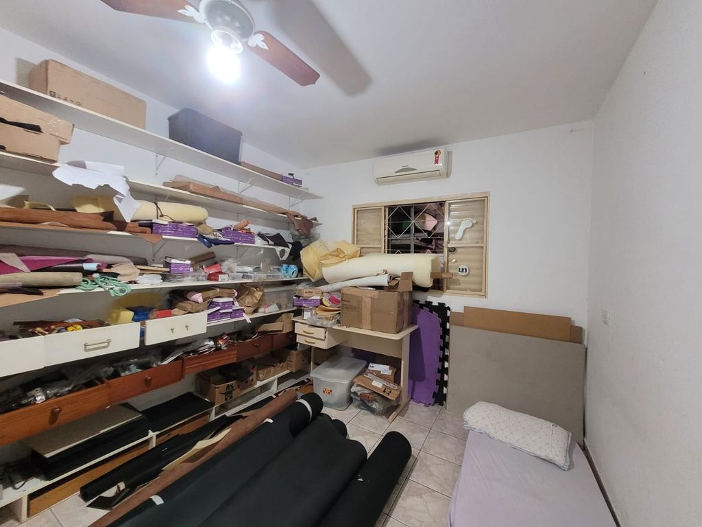 Casa Comercial à Venda ? Rua Charles Lindemberg, Califórnia, Londrina/PR