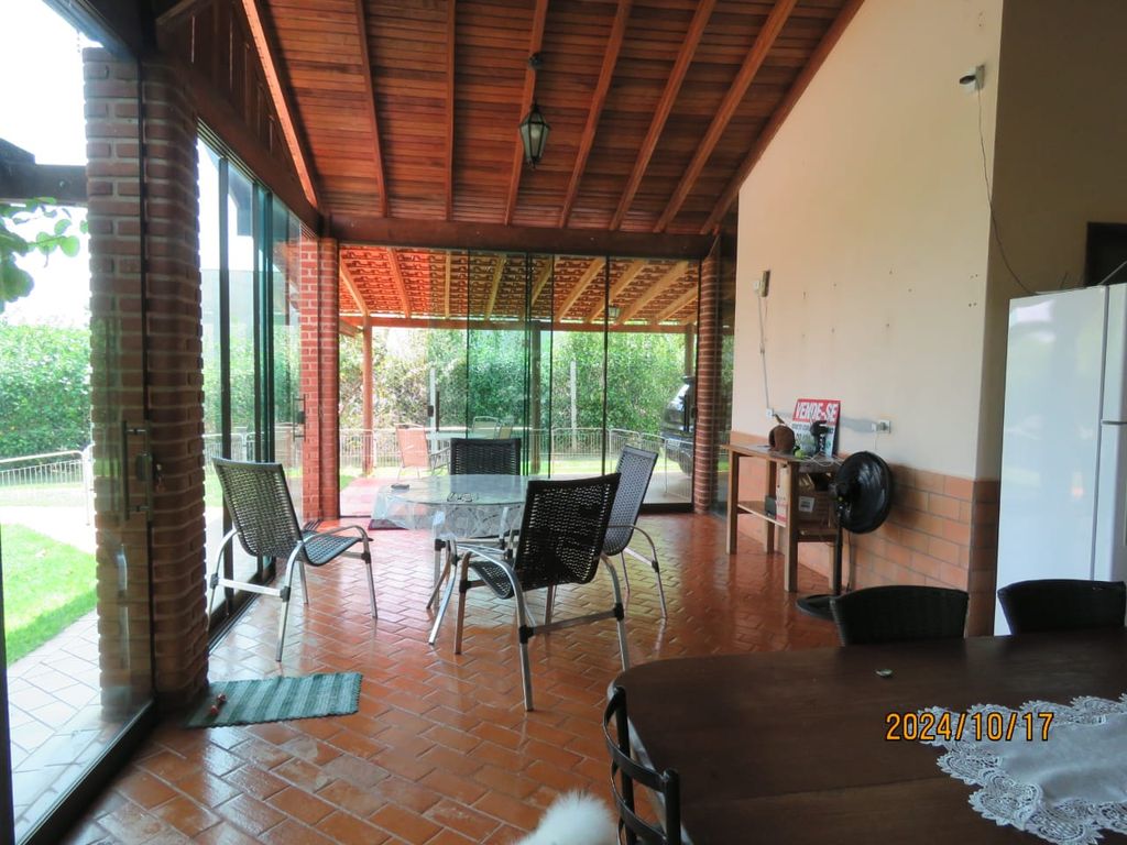 Chácara à Venda em Condomínio Fechado ? Riviera do Poente, Alvorada do Sul/PR