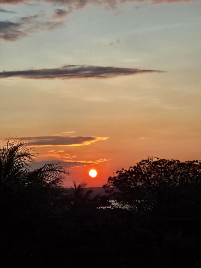 Chácara à Venda em Condomínio Fechado ? Riviera do Poente, Alvorada do Sul/PR