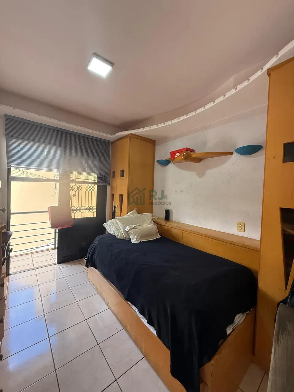 Imagens do imóveis Casa Em Condomínio À Venda Parque Residencial Alcântara Londrina