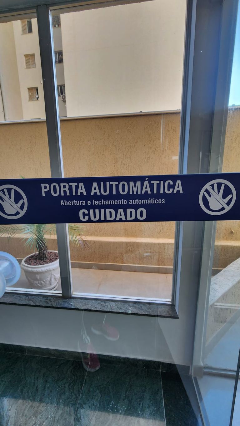 Venda Apartamento no Centro com 4 quartos em Londrina