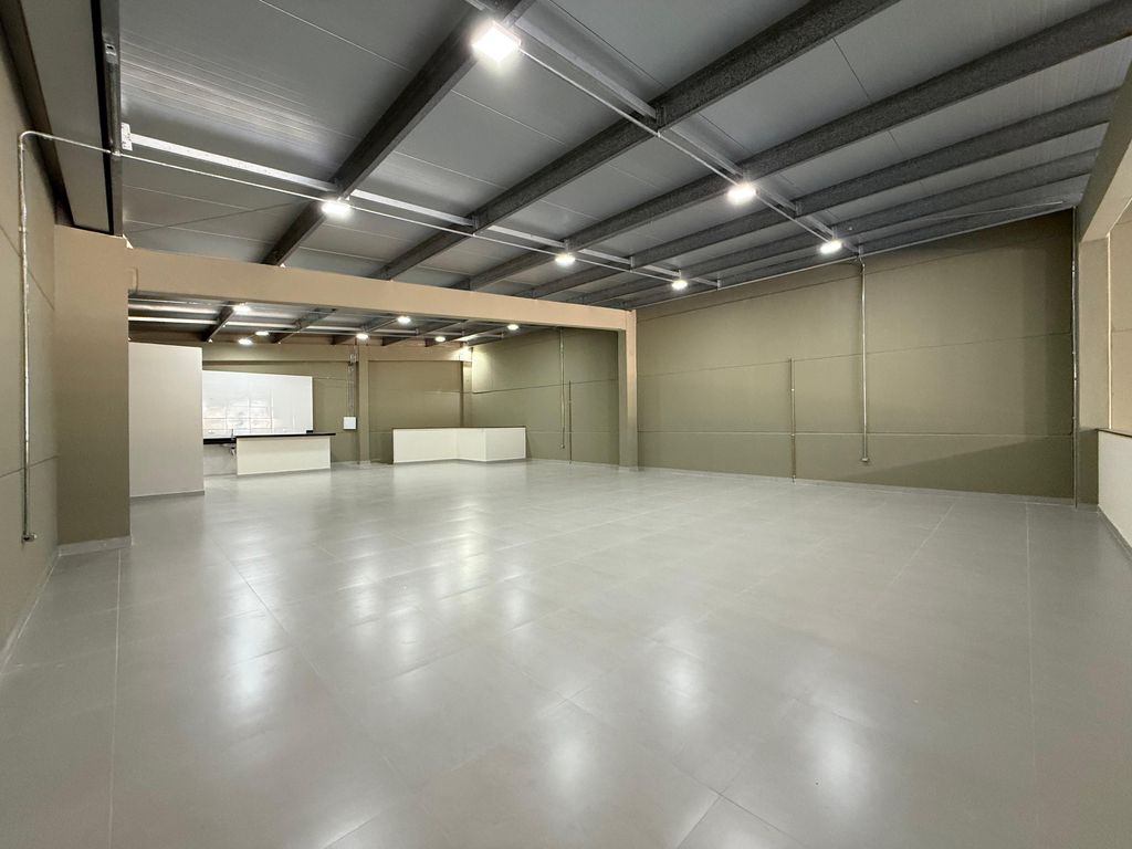 ? Barracão Comercial para Locação ? Av. São João | Londrina ? PR