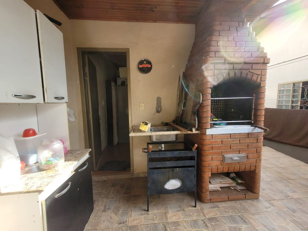 Casa à Venda ? Zona Norte de Londrina