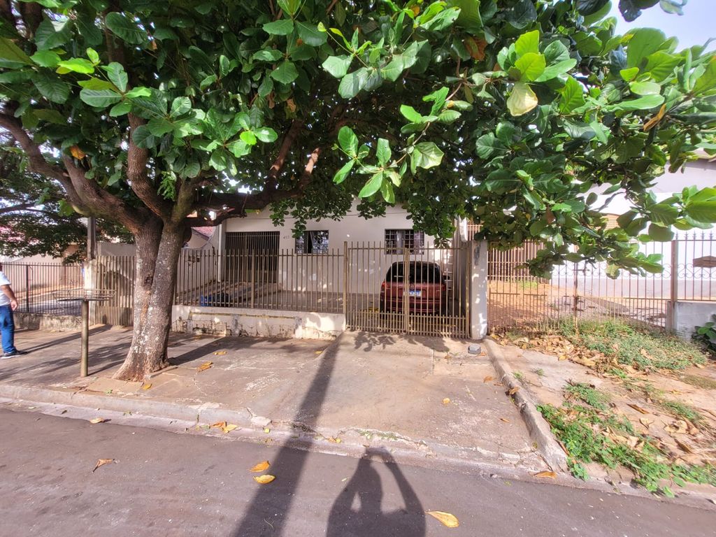 Casa à Venda ? Zona Norte de Londrina