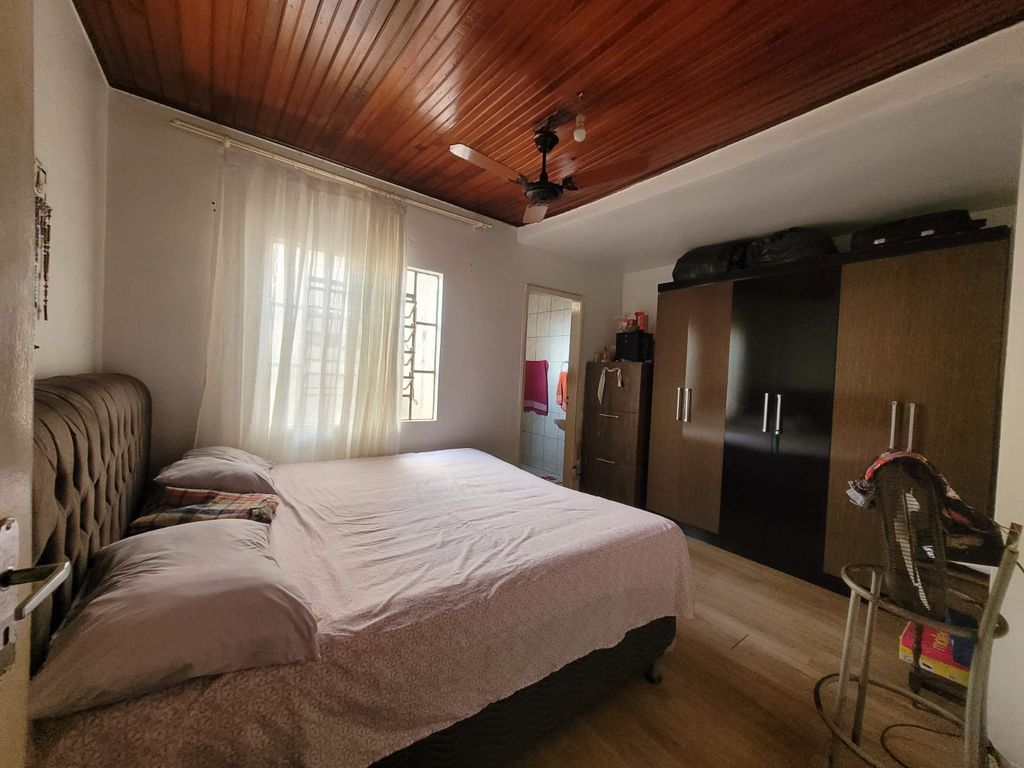 Casa à Venda ? Zona Norte de Londrina