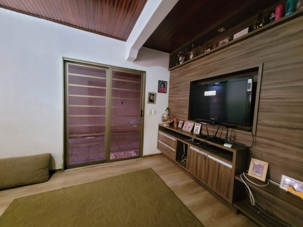 Casa à Venda ? Zona Norte de Londrina