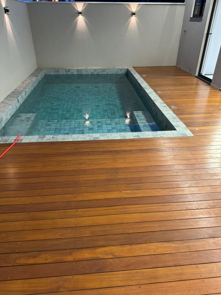 Casa de Alto Padrão no Condomínio Bellevie ? Cambé/PR