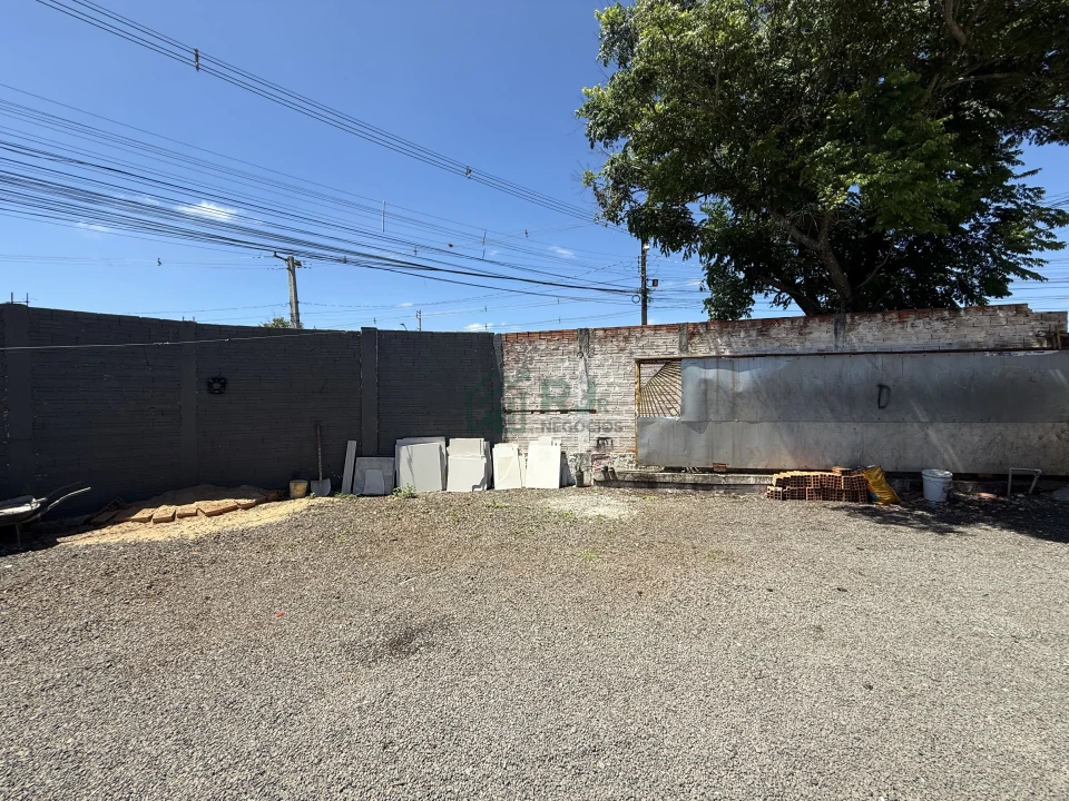 Imagens do imóveis Terreno Comercial/Residencial à venda na Zona Leste