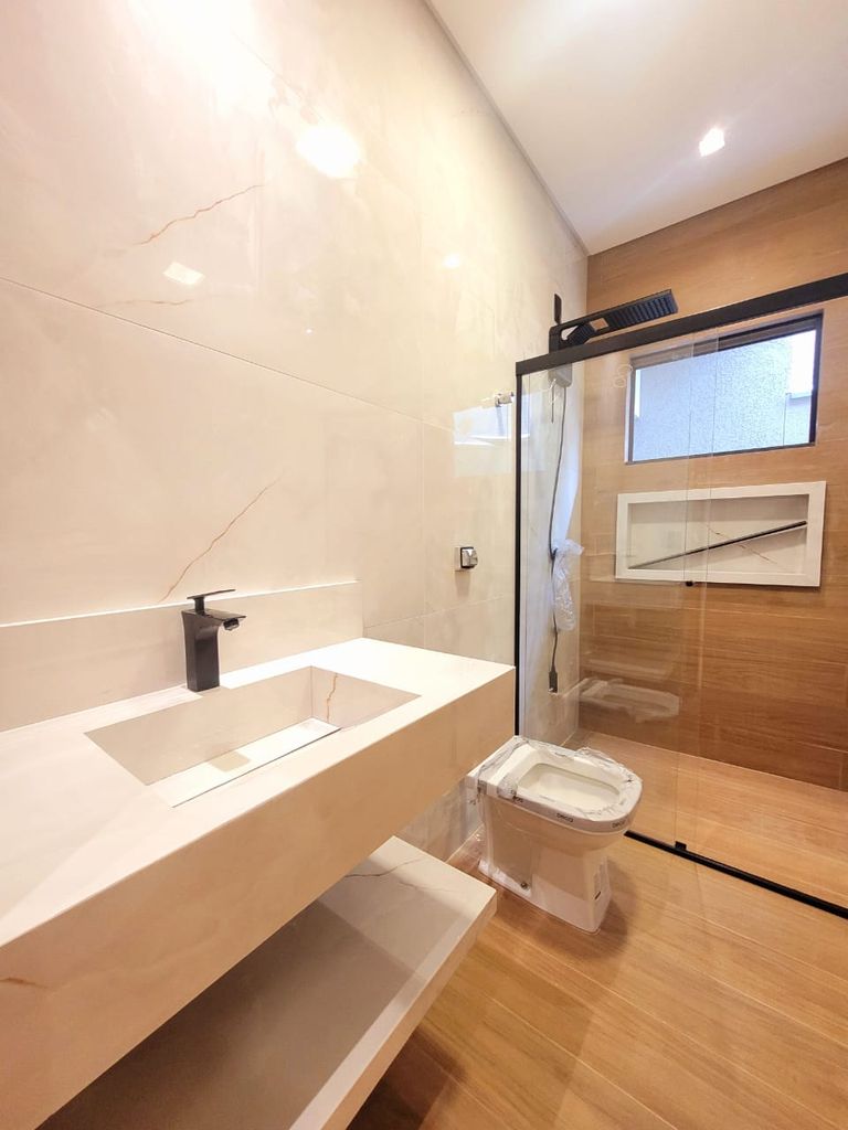 ? Casa à Venda ? Região Leste de Londrina/PR