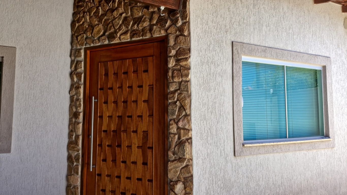 ? Casa à Venda na Zona Leste de Londrina ? Com Piscina e Espaço Gourmet!