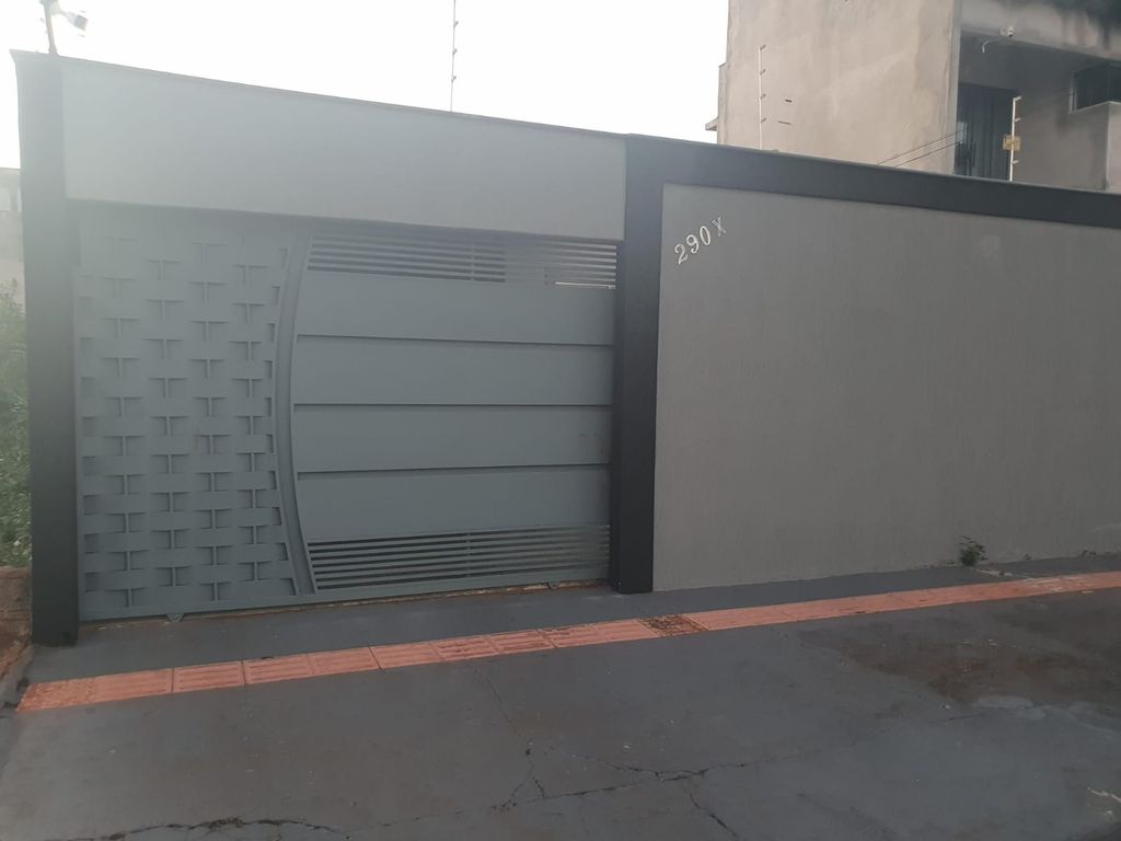 ? Casa à Venda na Zona Leste de Londrina ? Com Piscina e Espaço Gourmet!