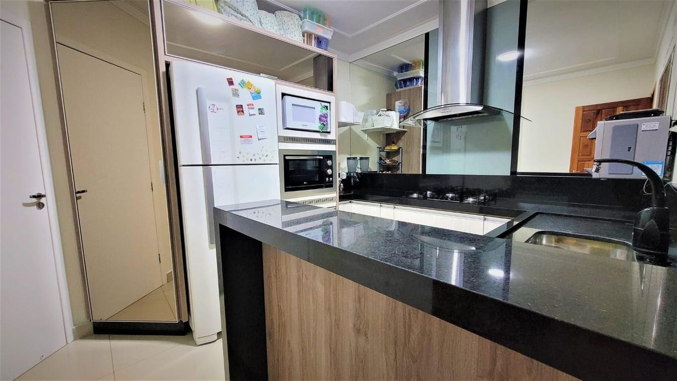 ? Casa à Venda na Zona Leste de Londrina ? Com Piscina e Espaço Gourmet!