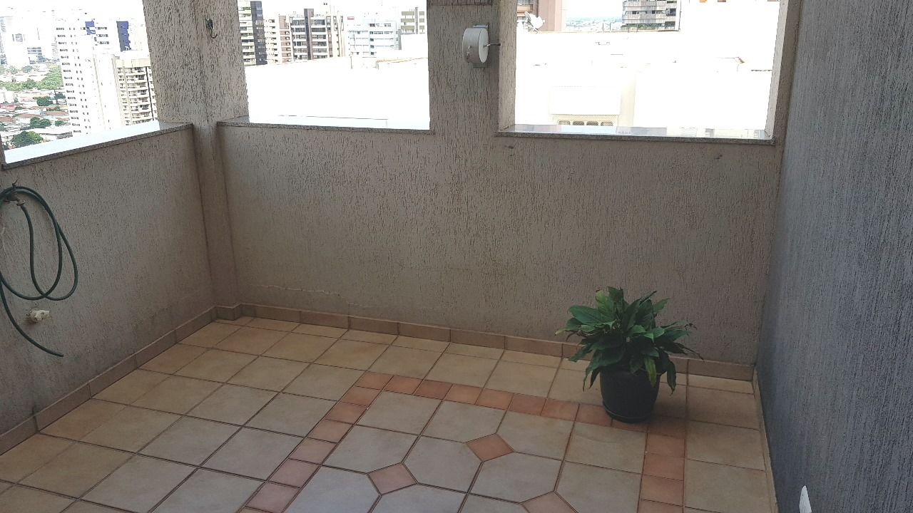 ?? Apartamento Duplex no Centro de Londrina ? Edifício Salvador Dalí