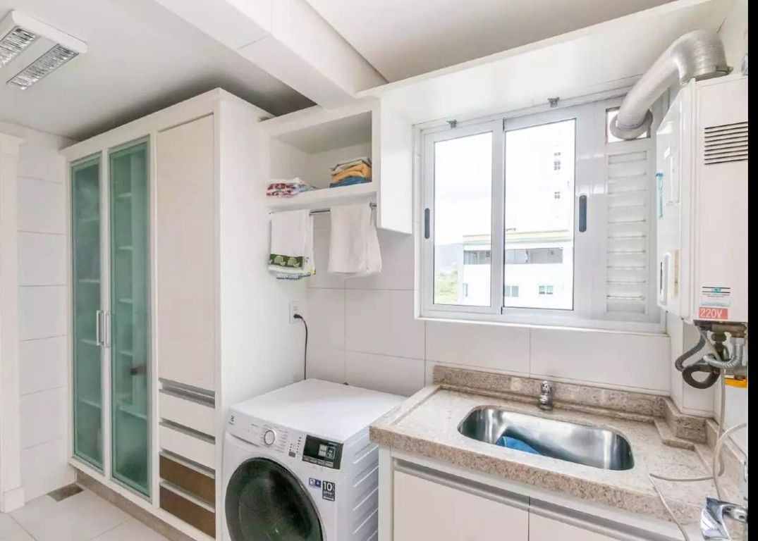 Apartamento Frente Mar com Vista Permanente ? Barra Sul, Balneário Camboriú