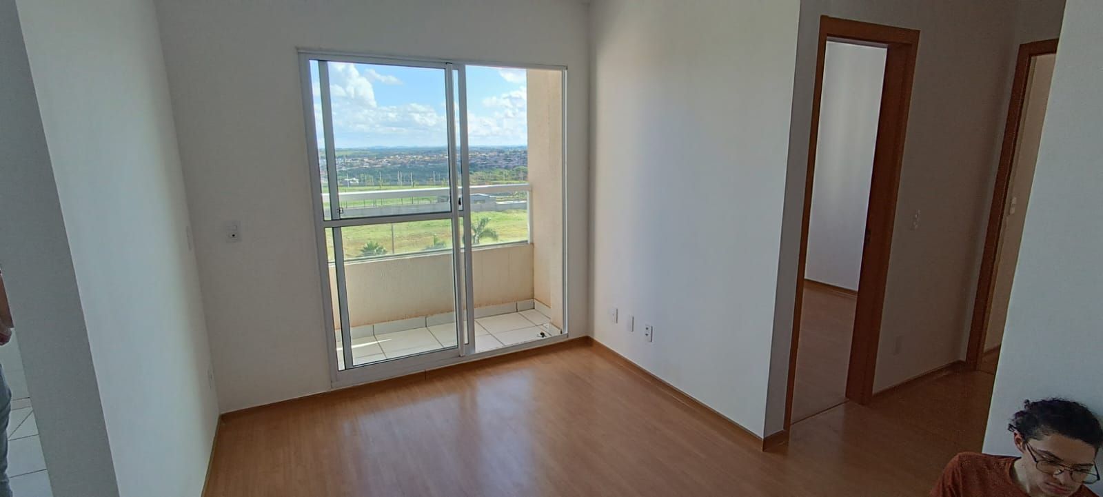 Venda de apartamento com 2 quartos OPORTUNIDADE IMPERDÍVEL na Zona Leste.