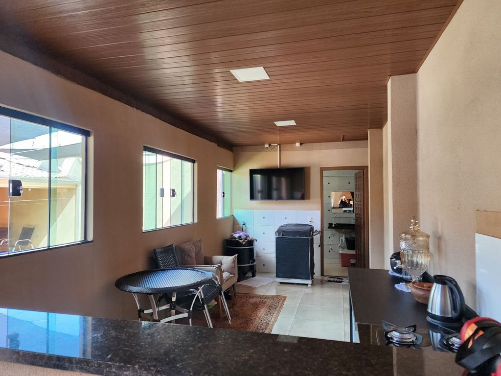 ÓTIMA OPORTUNIDADE DE CASA À VENDA ? ZONA NORTE DE LONDRINA!