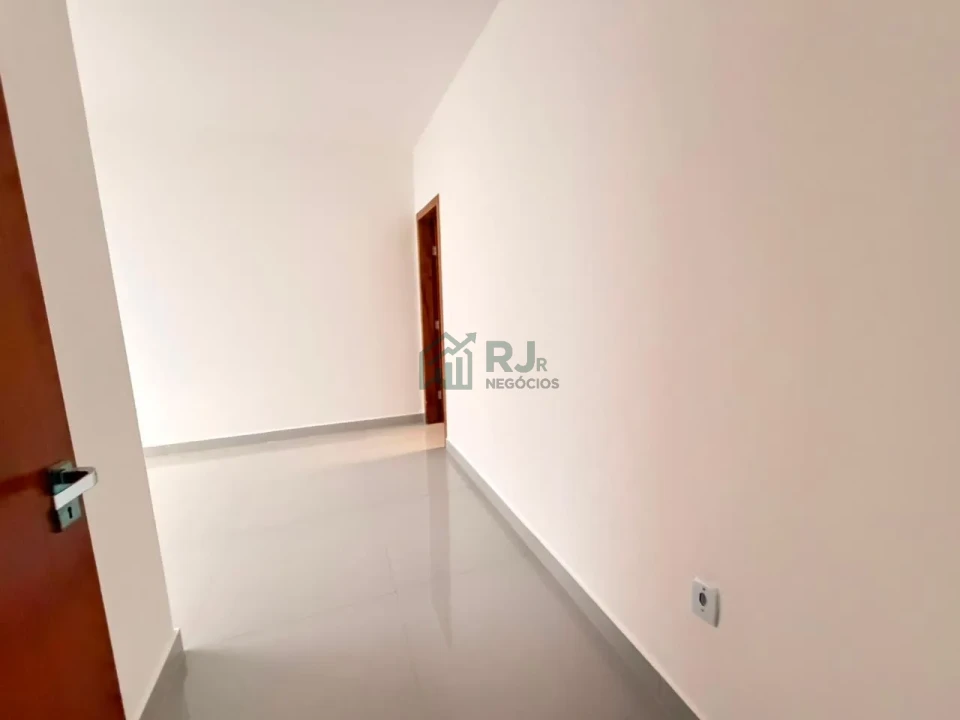 Imagens do imóveis CASA NOVA À VENDA NO JARDIM ALPES