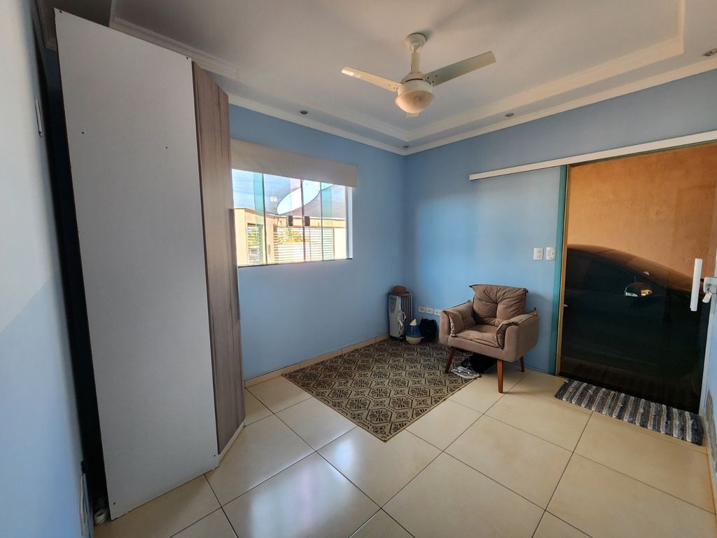 ÓTIMA OPORTUNIDADE DE CASA À VENDA ? ZONA NORTE DE LONDRINA!