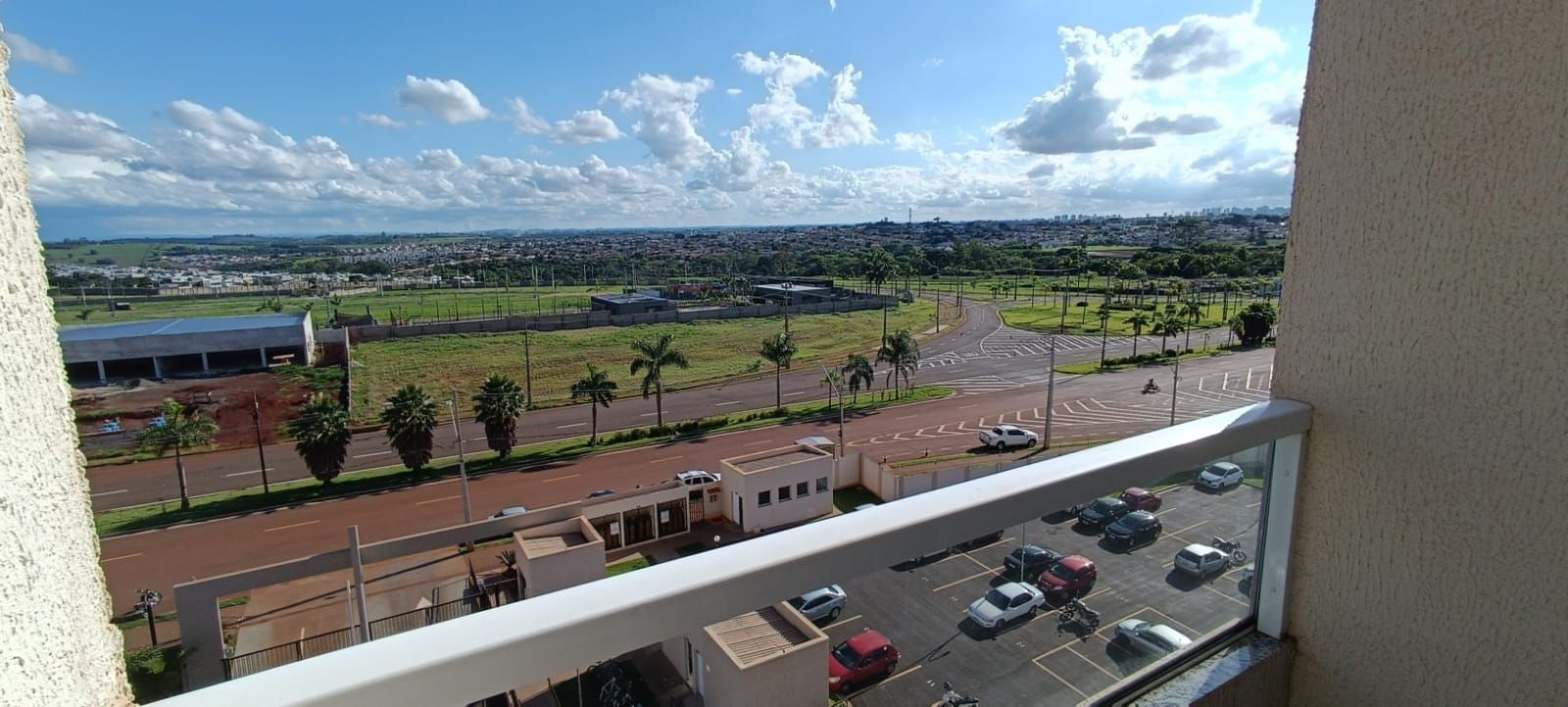 Venda de apartamento com 2 quartos OPORTUNIDADE IMPERDÍVEL na Zona Leste.