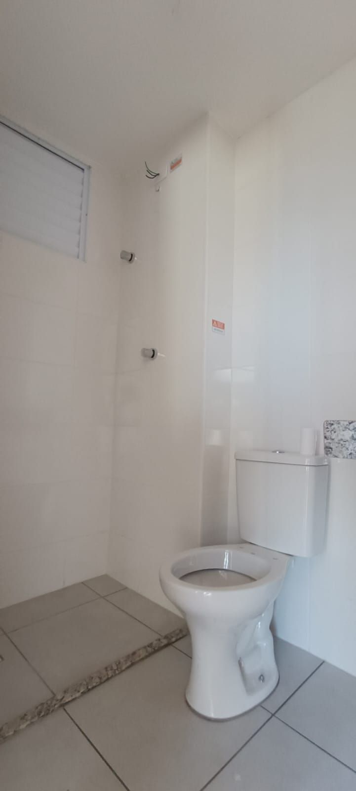 Venda de apartamento com 2 quartos OPORTUNIDADE IMPERDÍVEL na Zona Leste.