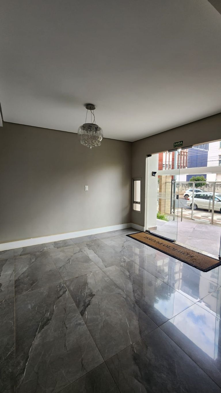 ? Apartamento à Venda ? Centro de Londrina/PR