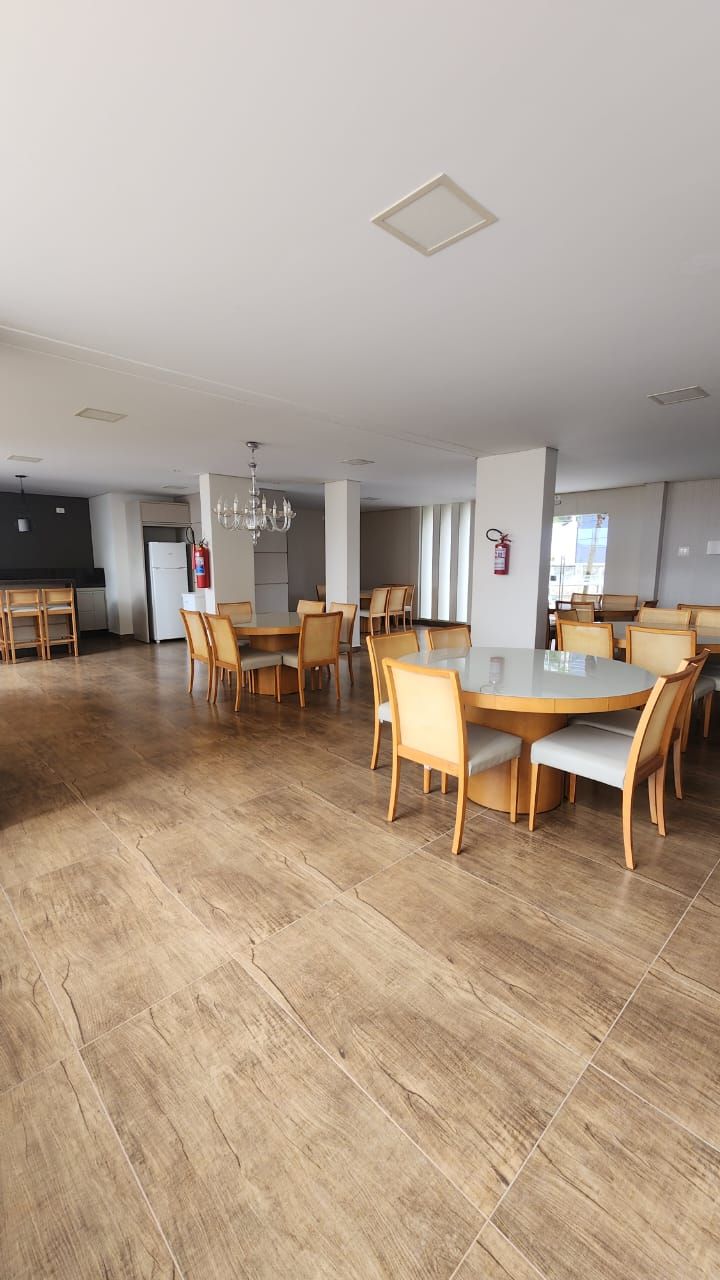 ? Apartamento à Venda ? Centro de Londrina/PR