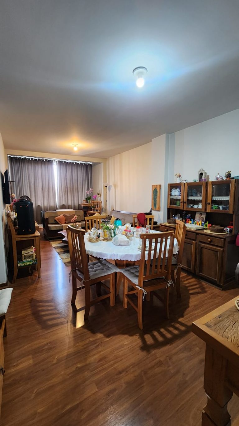 ? Apartamento à Venda ? Centro de Londrina/PR