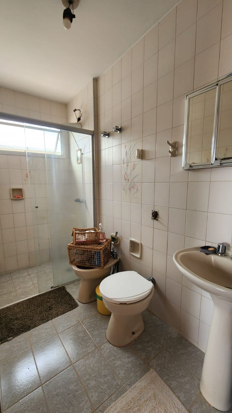 ? Apartamento à Venda ? Centro de Londrina/PR