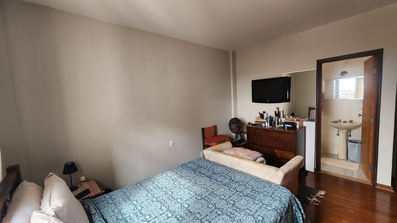 ? Apartamento à Venda ? Centro de Londrina/PR