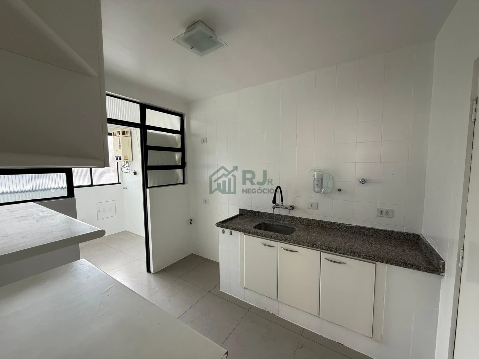 APARTAMENTO 3 QUARTOS COM SUÍTE NO CENTRO DE LONDRINA