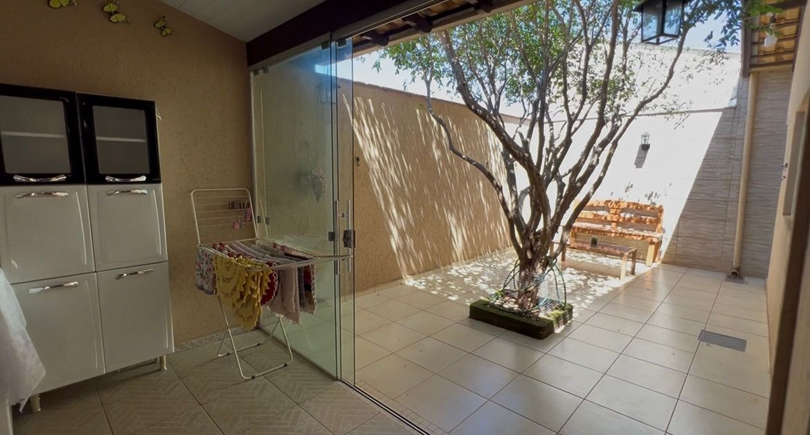 ? CASA À VENDA ? ZONA LESTE DE LONDRINA