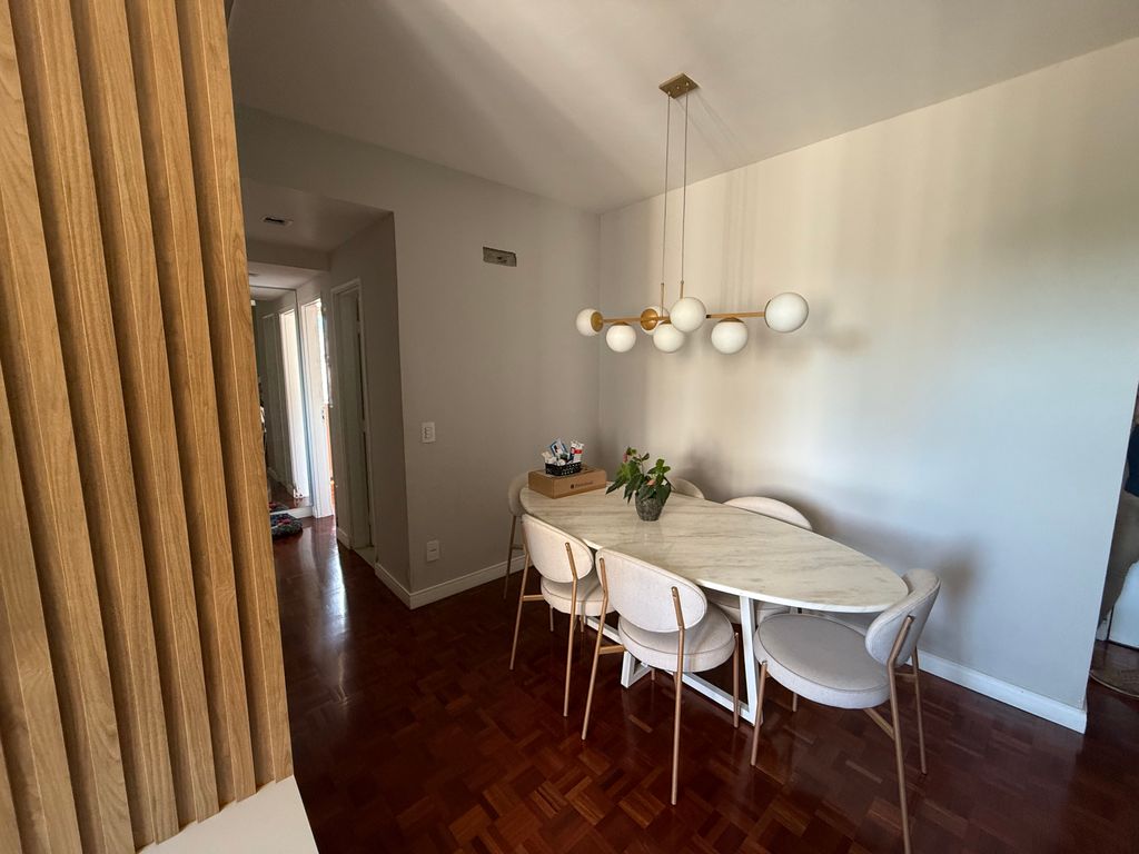 Apartamento Reformado à Venda no Residencial Alphaville ? Região Leste