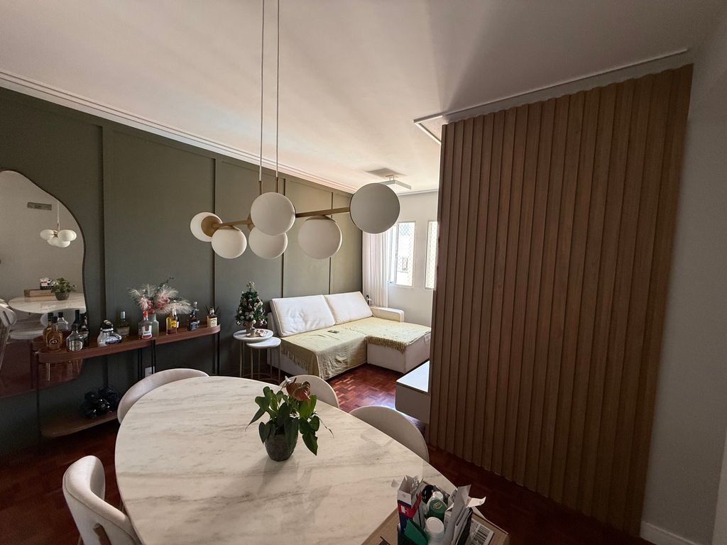 Apartamento Reformado à Venda no Residencial Alphaville ? Região Leste