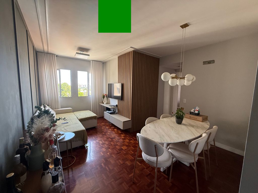 Apartamento Reformado à Venda no Residencial Alphaville ? Região Leste