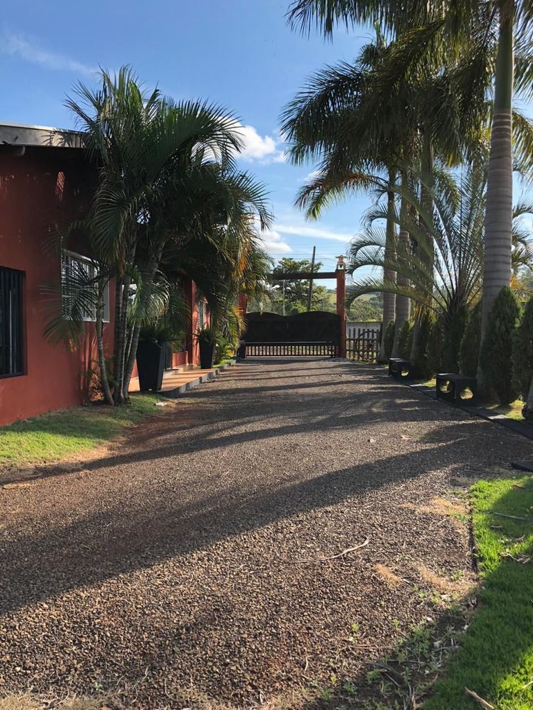 CHÁCARA EM CONDOMÍNIO FECHADO ? ZONA URBANA DE LONDRINA