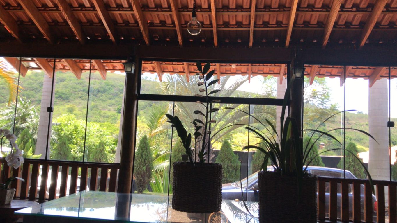 CHÁCARA EM CONDOMÍNIO FECHADO ? ZONA URBANA DE LONDRINA