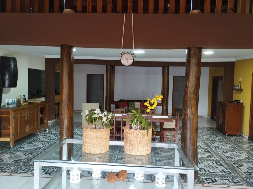 CHÁCARA EM CONDOMÍNIO FECHADO ? ZONA URBANA DE LONDRINA