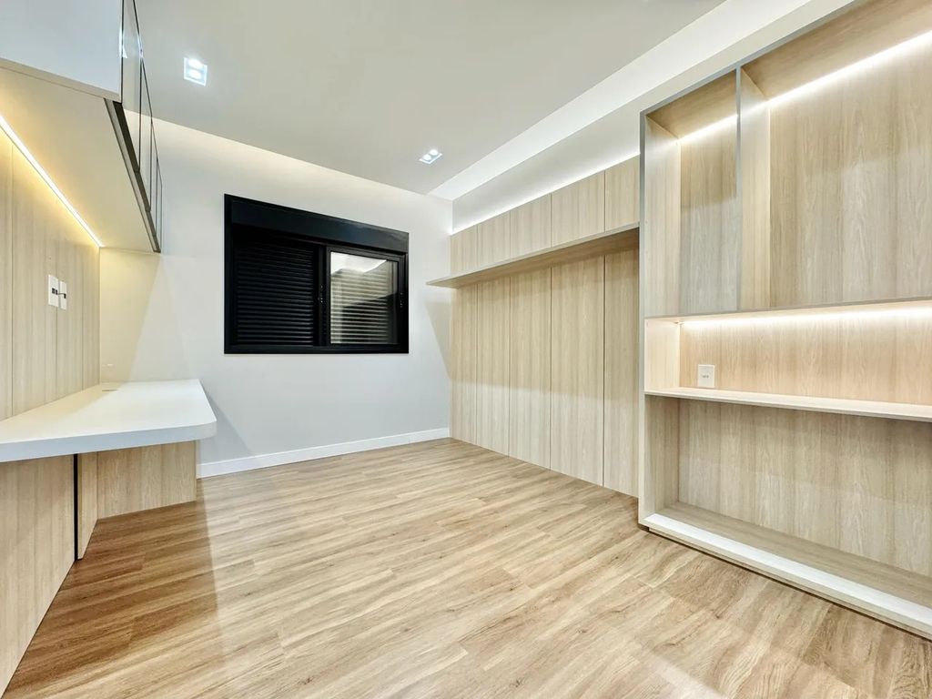 ? CASA DE ALTO PADRÃO À VENDA ? CONDOMÍNIO ROYAL FOREST | LONDRINA ? PR