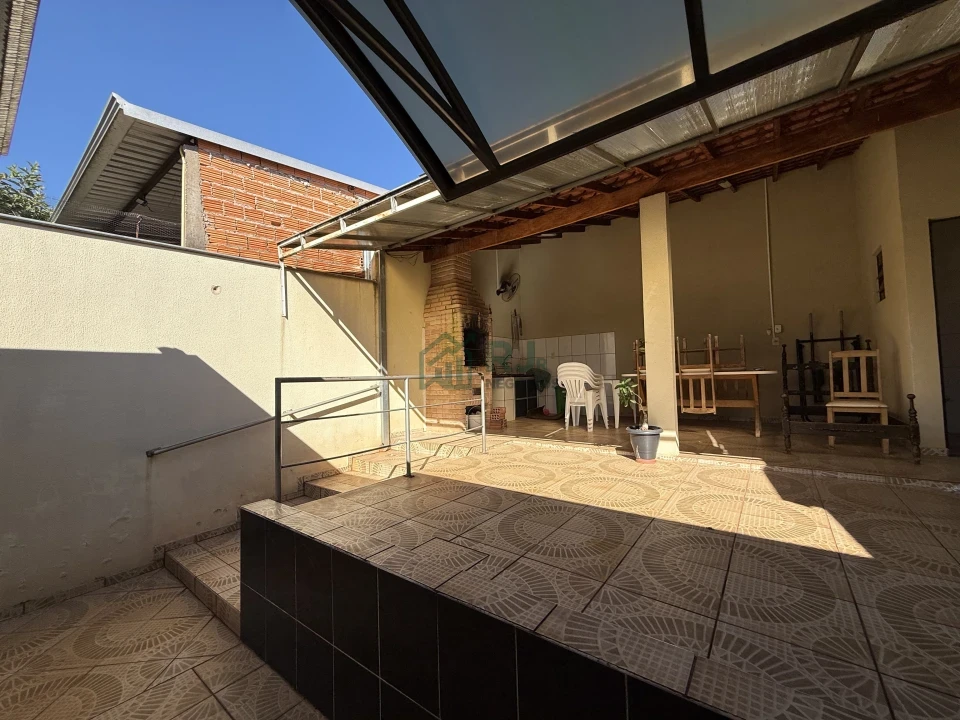 Imagens do imóveis Casa à Venda - Jardim Tokyo