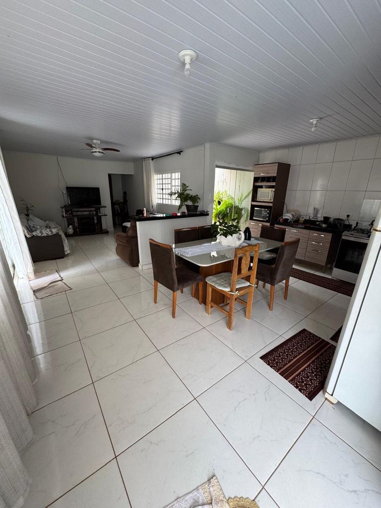 Oportunidade Imperdível! Duas Casas no Mesmo Terreno, Espaço Gourmet e Piscina