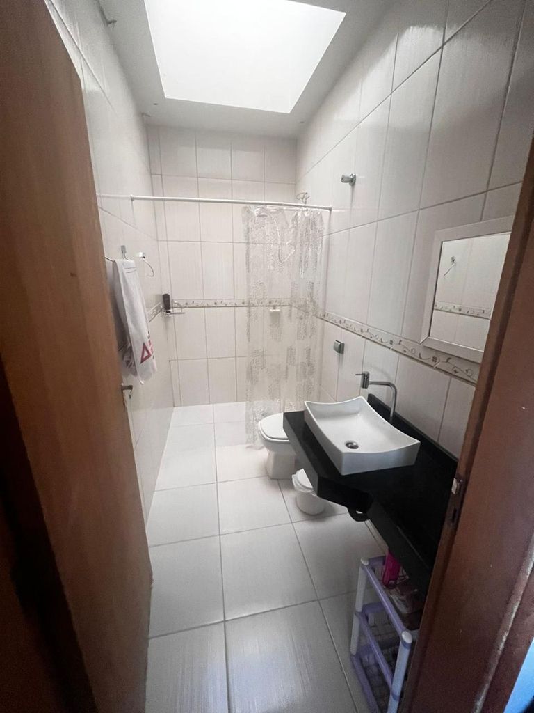 Oportunidade Imperdível! Duas Casas no Mesmo Terreno, Espaço Gourmet e Piscina