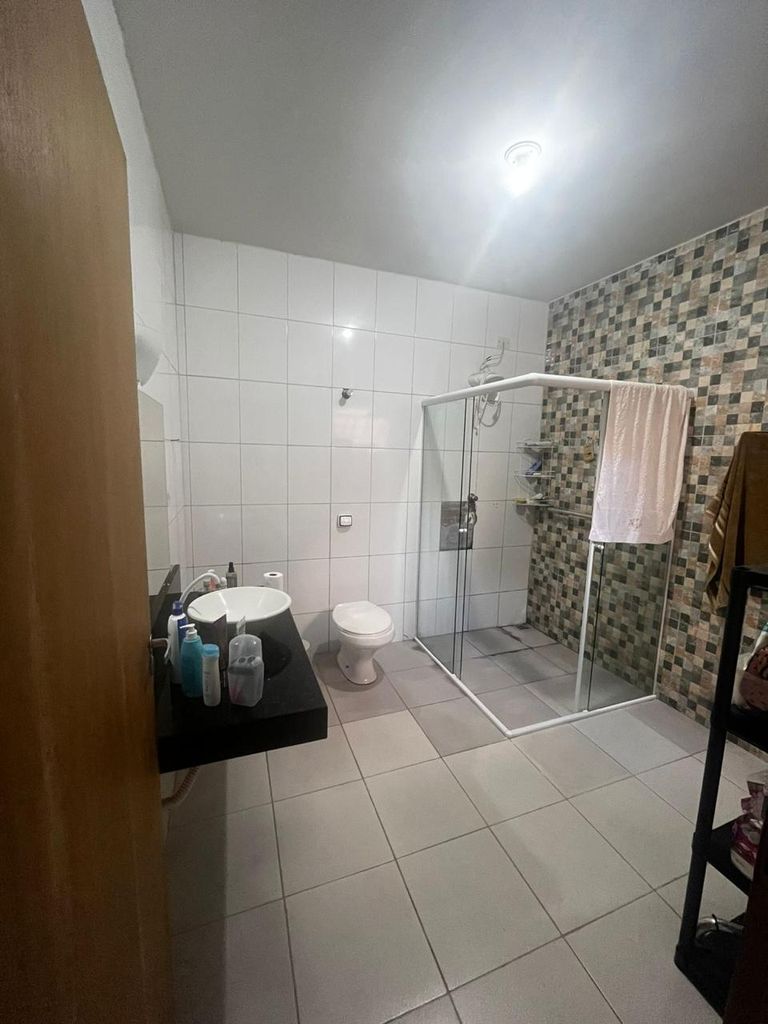 Oportunidade Imperdível! Duas Casas no Mesmo Terreno, Espaço Gourmet e Piscina