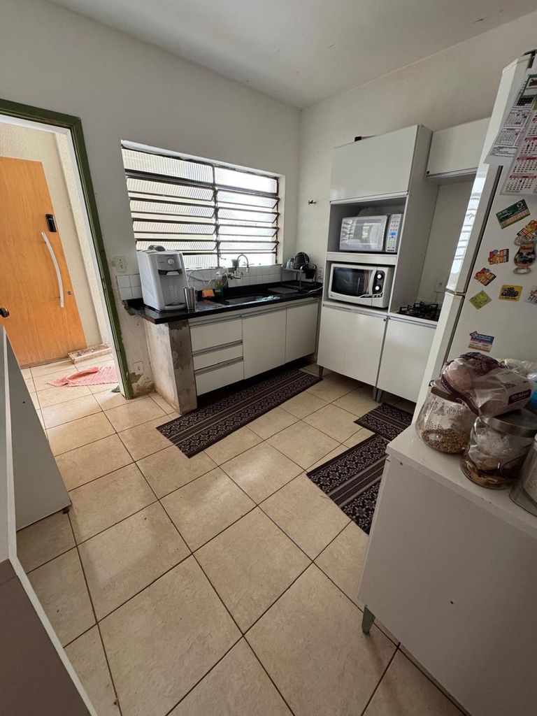 Oportunidade Imperdível! Duas Casas no Mesmo Terreno, Espaço Gourmet e Piscina