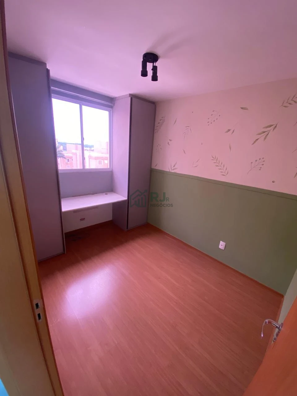 Apartamento à Venda - Residencial Lagoa Santa | Zona Leste - Londrina/PR