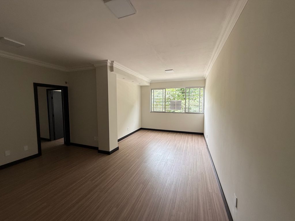Apartamento à Venda no Centro de Londrina | Em frente ao Bosque