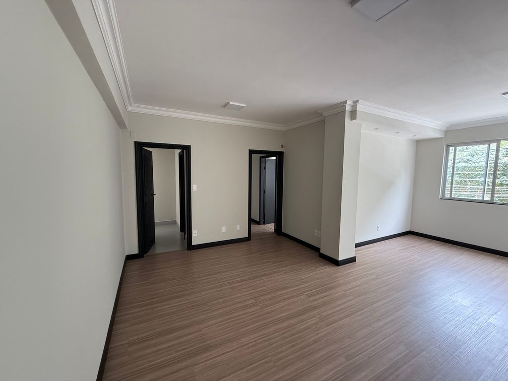 Apartamento à Venda no Centro de Londrina | Em frente ao Bosque