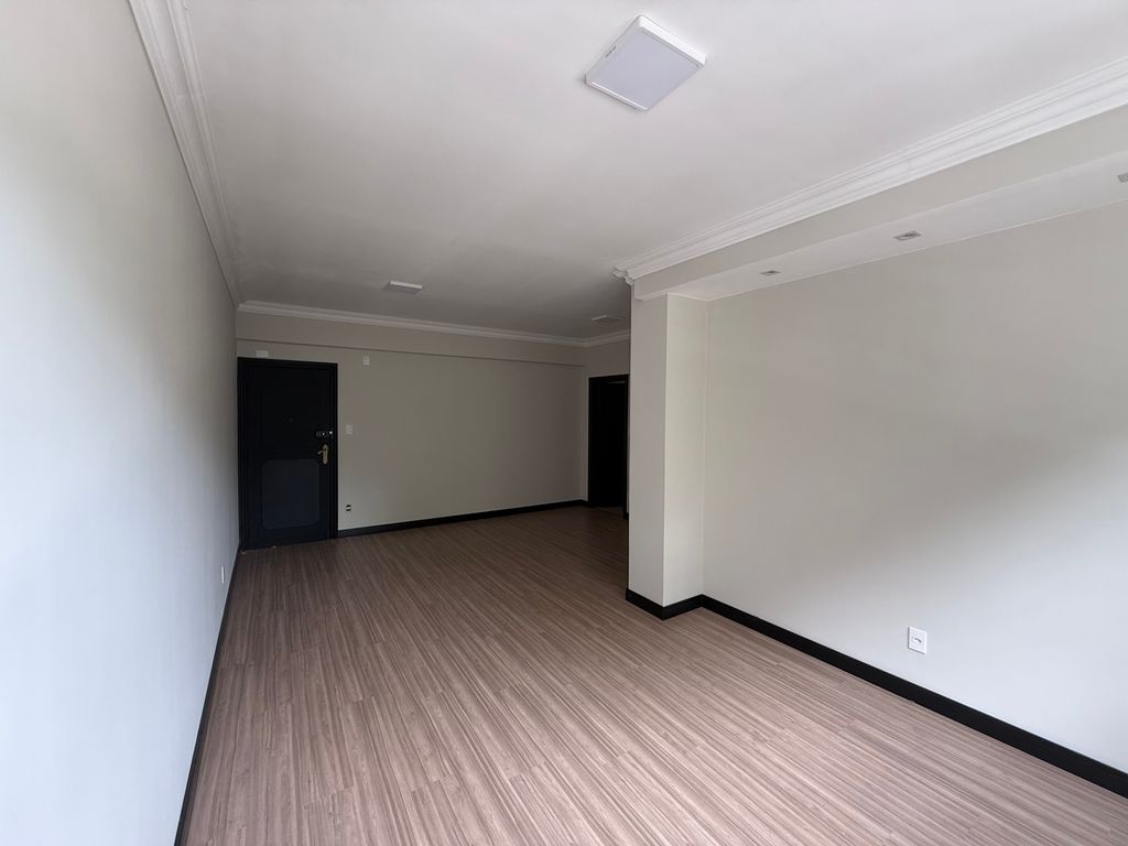 Apartamento à Venda no Centro de Londrina | Em frente ao Bosque