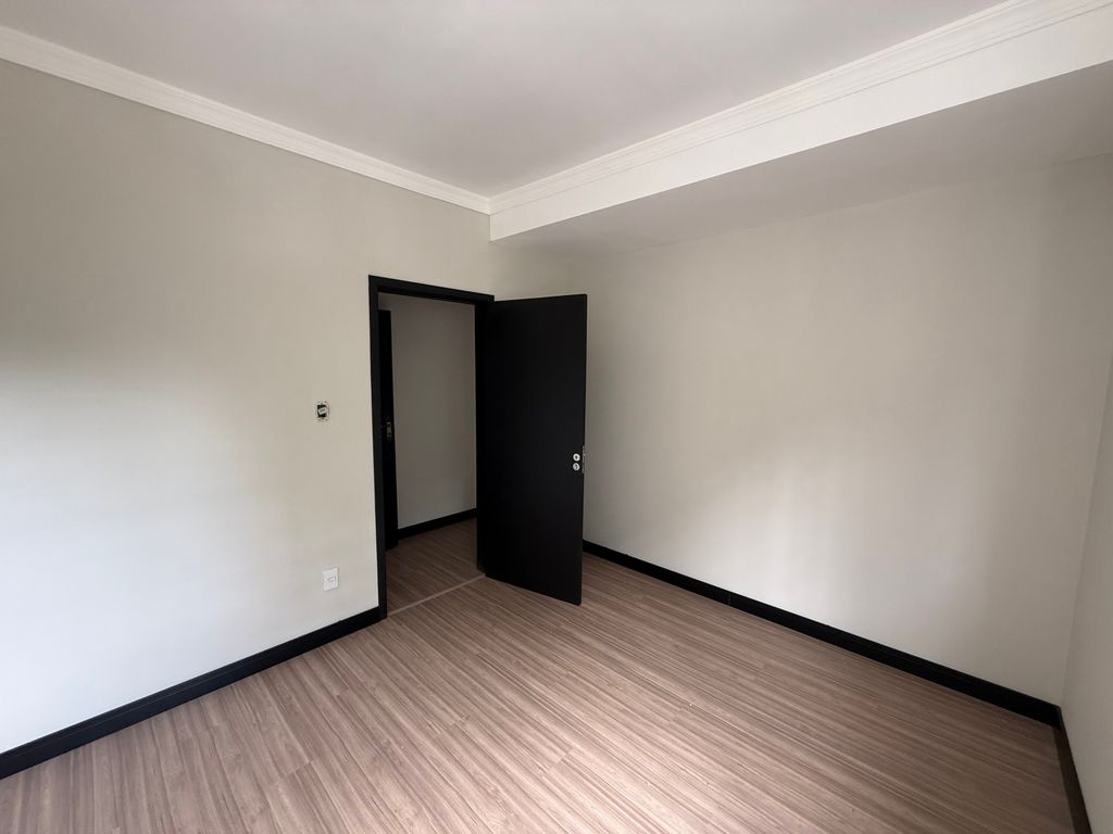 Apartamento à Venda no Centro de Londrina | Em frente ao Bosque