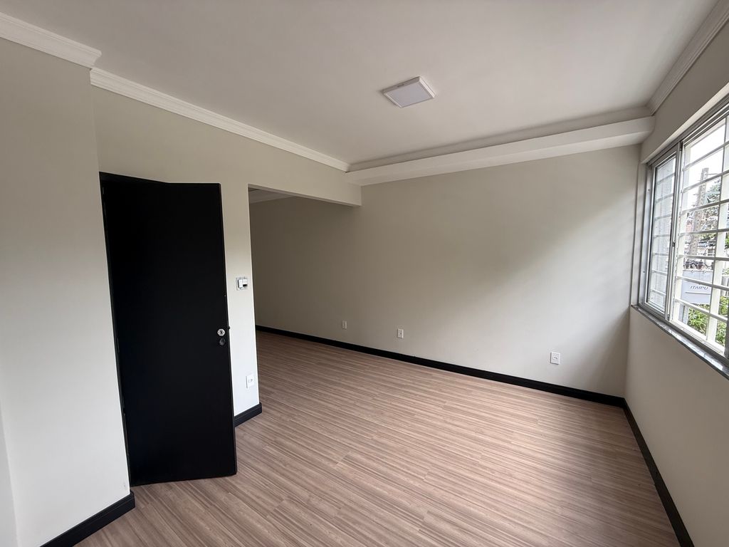 Apartamento à Venda no Centro de Londrina | Em frente ao Bosque