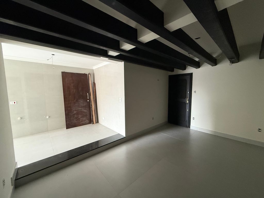 Apartamento à Venda no Centro de Londrina | Em frente ao Bosque